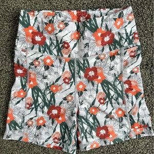 Senita baseline shorts in Freesia